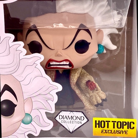 Funko Pop Disney Villains Cruella De Vil 736 Emma Stone Vaulted Figure Exclusive - Picture 2 of 9